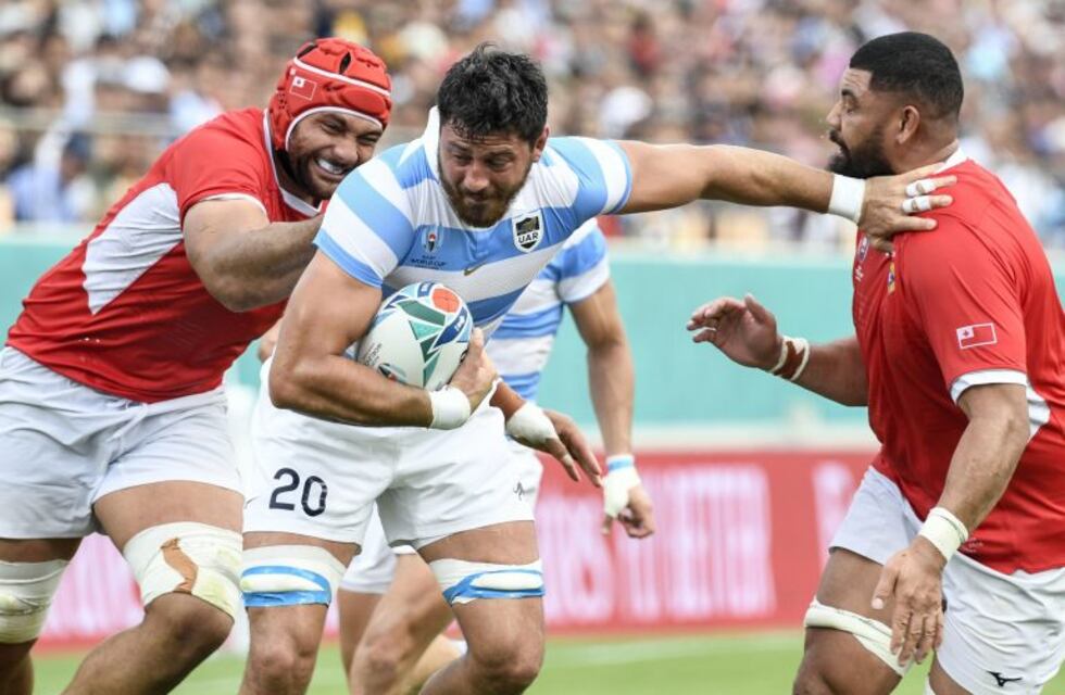 El Puma Javier Ortega Desio y la influencer Belu Lucius, ambos con coronavirus