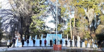 Acto 9 de Julio en la plaza en San Rafael