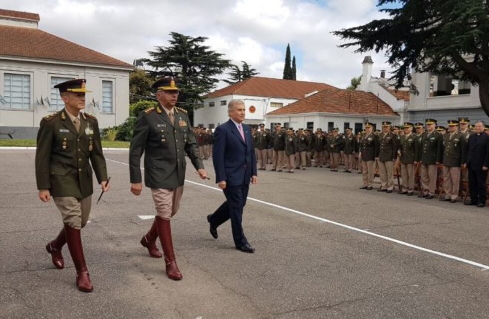 Claudio Ernesto Pasqualini asumió como jefe del Ejército