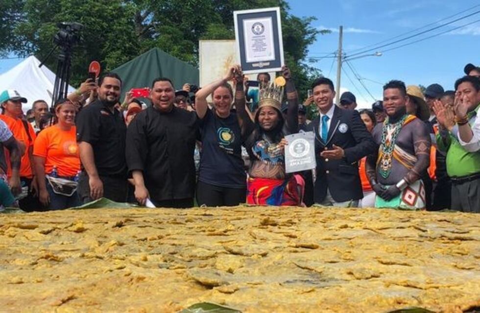 Indígenas de Panamá baten récord Guinness con un patacón gigante