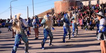 Caleta Olivia fiesta de la comunidad boliviana