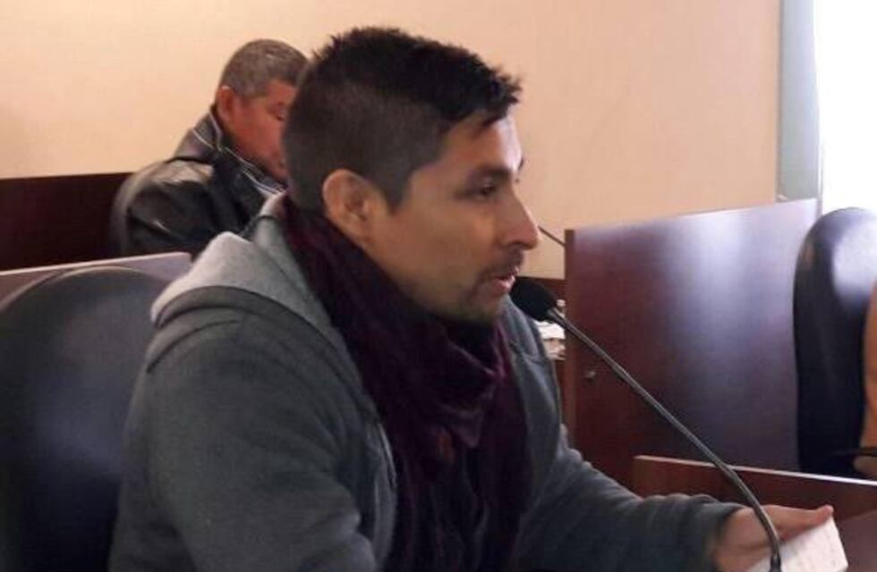 Cortez defendió el emprendimiento turístico y criticó duramente a Sbiroli