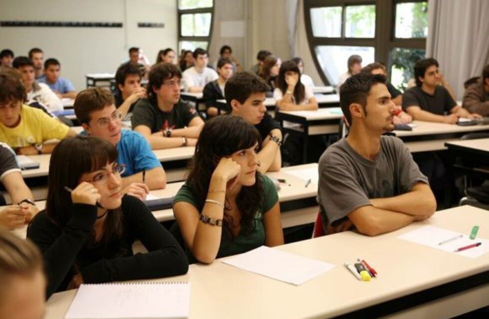 ¡Atentos papás y mamás!: enviar un hijo a estudiar a Córdoba requiere de $10000