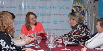 Alicia Kirchner recibió a representantes del sector pasivo provincial