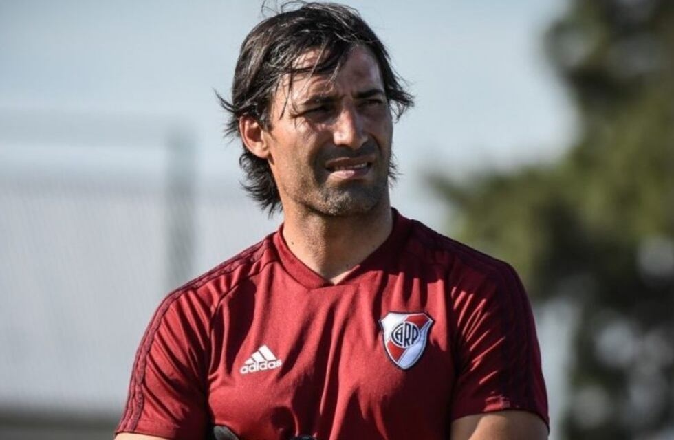 Denunciaron al "Tecla" Farías por violencia en una reunión con otro hombre y dos mujeres, en La Plata