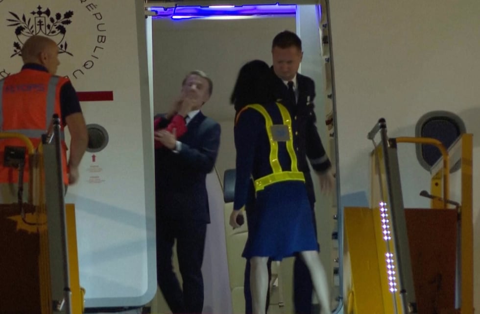 Un experto analizó el video en que Emmanuel Macron es cacheteado por su esposa Brigitte y esto es lo que encontró