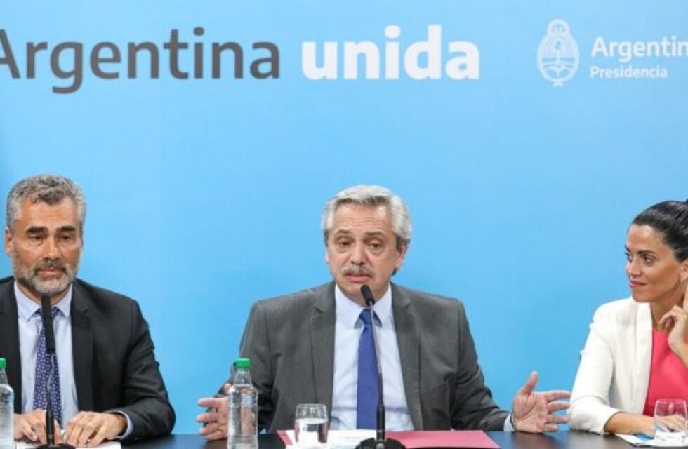 El gobierno anunció una suba de 13% para jubilaciones, pensiones y la AUH