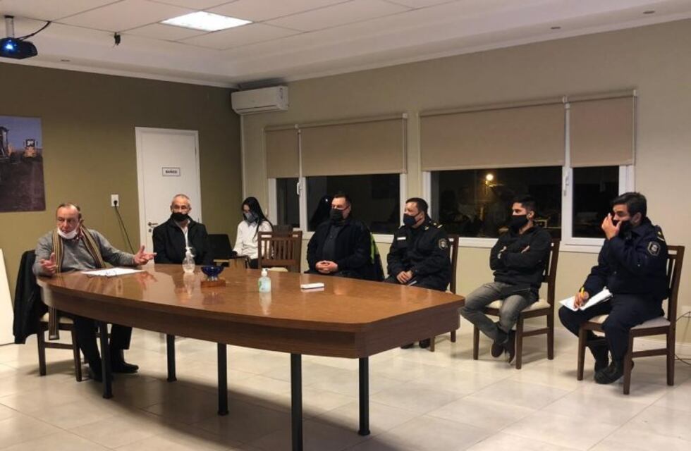 Sánchez se reunió con los jefes policiales