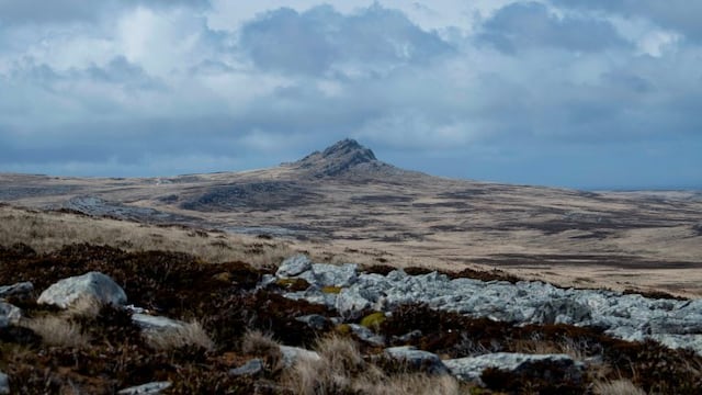 El Monte Harriet, uno de los campos de batalla de la contienda bélica entre Argentina y Gran Bretaña por la soberanía de las Islas Malvinas en 1982.