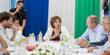 El gabinete provincial se reunió en Viedma para analizar las políticas públicas del 2020