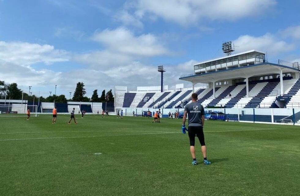 Medina paró un posible equipo de la T para visitar a Defensa y Justicia