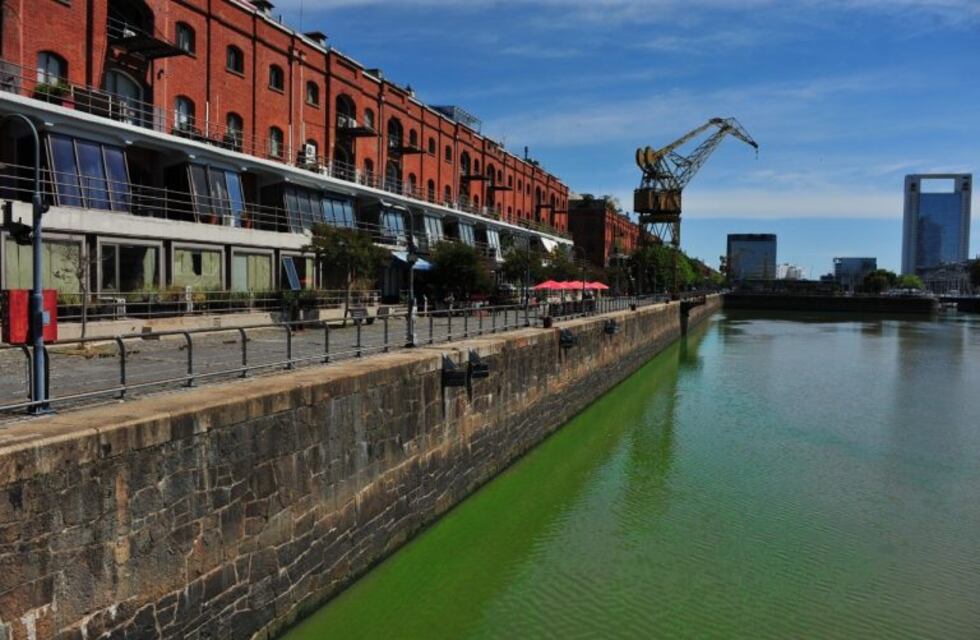 La razón por la cual el Río de La Plata cambió de color en Puerto Madero
