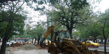 Las obras en la Plaza España continúan, y también los cortes y problemas para los automovilistas\u002E