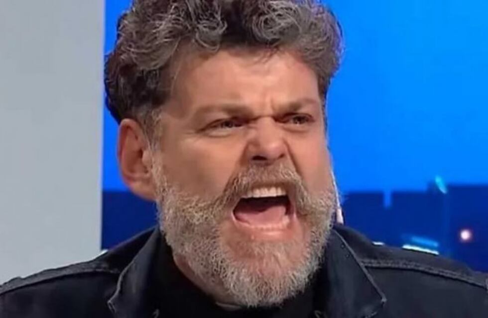 Alfredo Casero protestó en el Congreso: "Lo único que quiero es que se respete la puta constitución"