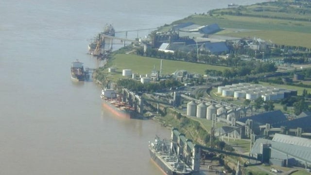 Las terminales de Puerto General San Martín están incluidas en la medida de fuerza.