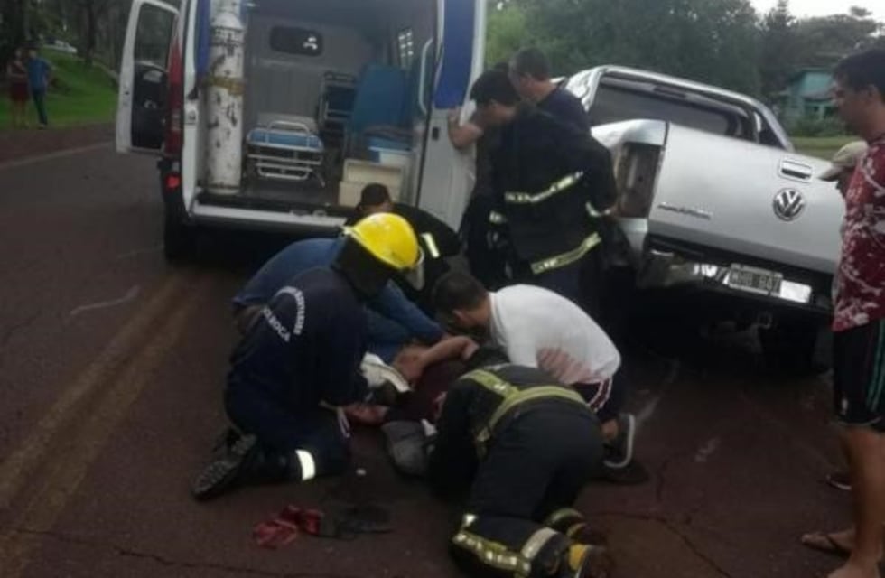 Turista salteño chocó a la altura de Gobernador Roca y está en grave estado de salud