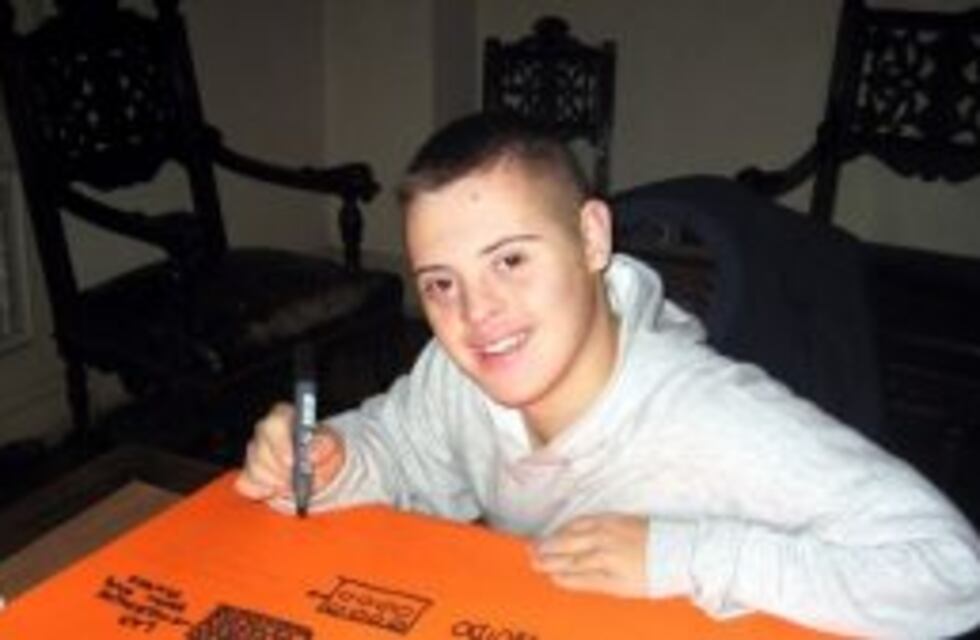 Alan, el joven con Síndrome de Down que sigue sin recibir su título Secundario oficial