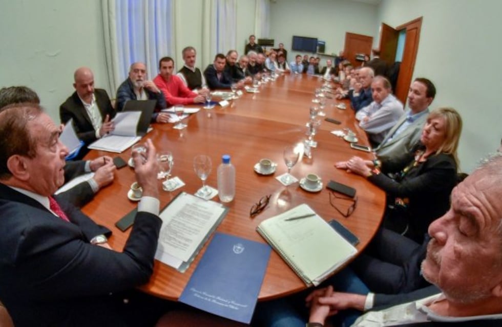 Tarrío: "Provincia mantiene la la decisión de hacerse cargo de las deudas"