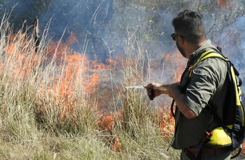 Incendio en área protegida en San Cayetano