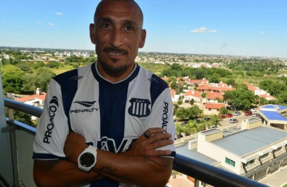 Clínica de fútbol del Cholo Guiñazú en Carlos Paz