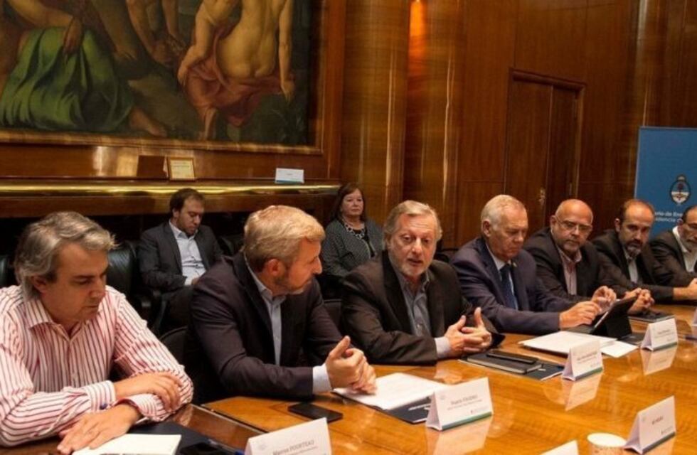 El pedido de Macri para bajar impuestos tuvo un acatamiento dispar en las provincias