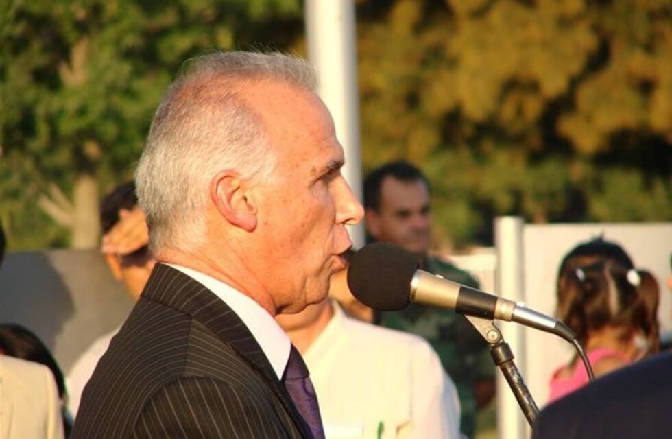 Internaron a un intendente que se descompensó mientras estaba en las islas del río Paraná