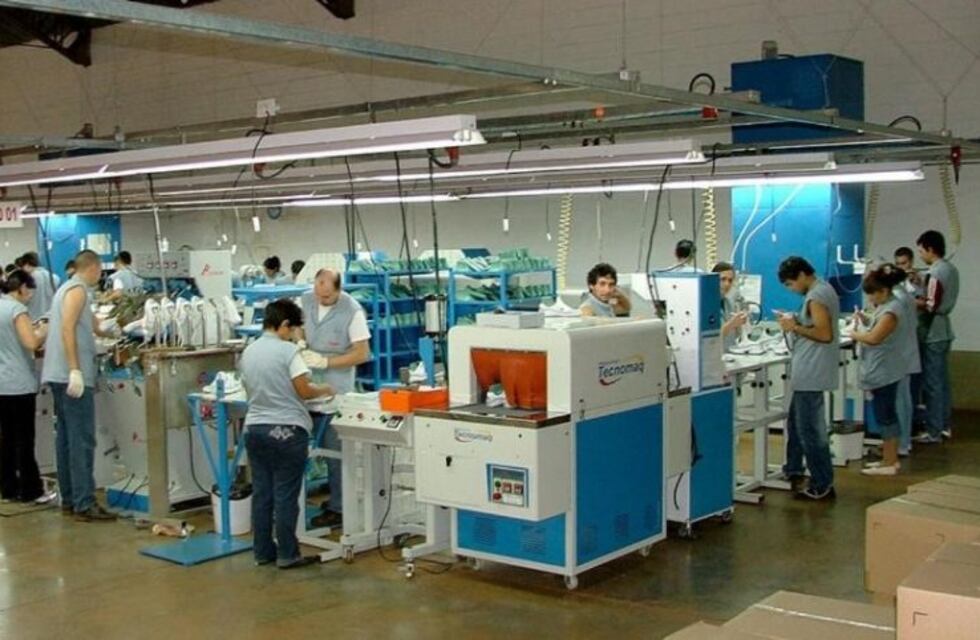 Nike se va y Eldorado queda con la angustia de perder sus puestos de trabajo en Dass