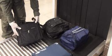 Los paquetes estaban ocultos en diferentes bolsos\u002E (@gendarmeria)