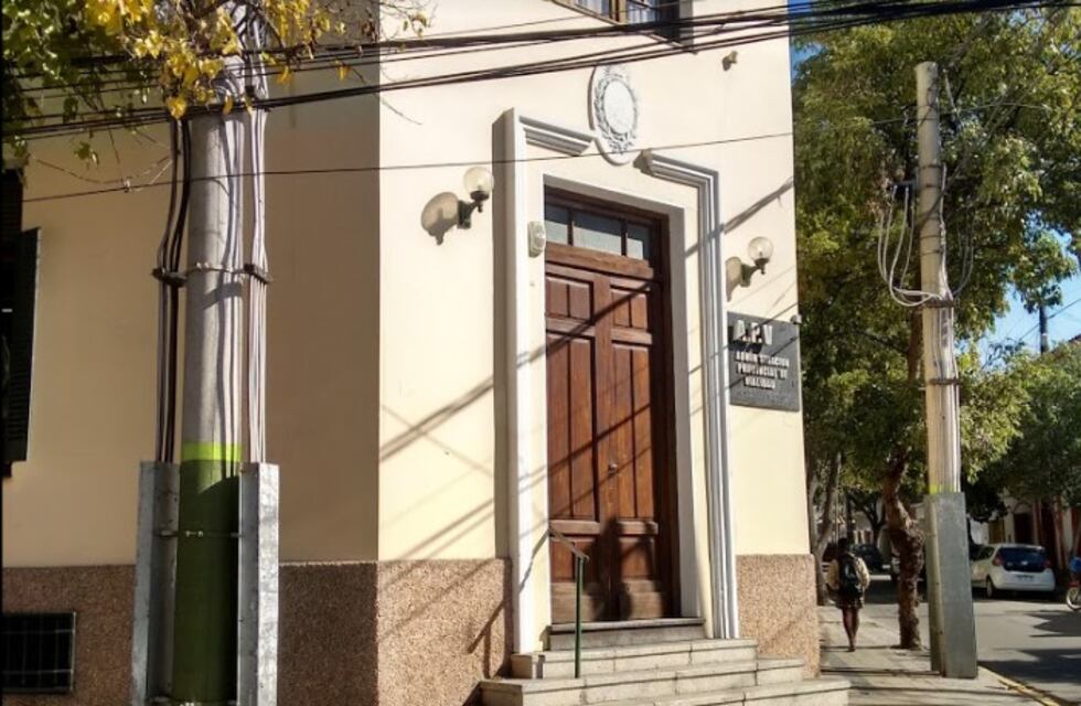 Vialidad Provincial: El gobernador pidió reforzar los caminos y suelos de toda provincia