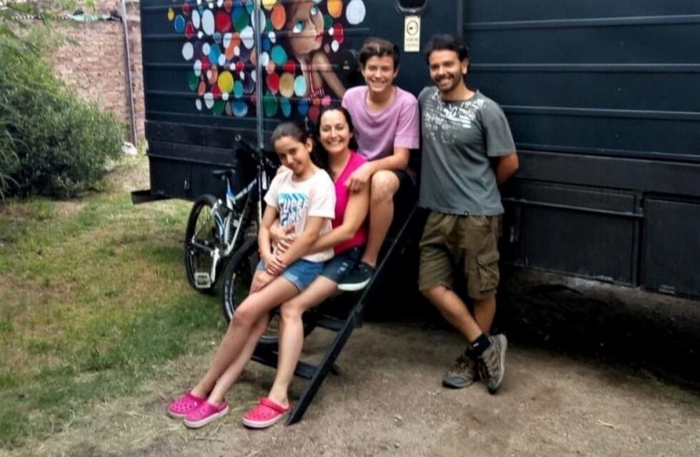 Una familia "rodante" que viaja desde el fin del mundo hasta Alaska