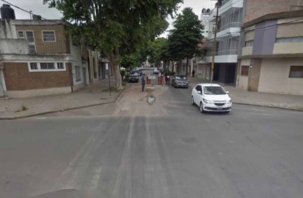 Chocaron una moto y una ambulancia: hay un herido muy grave