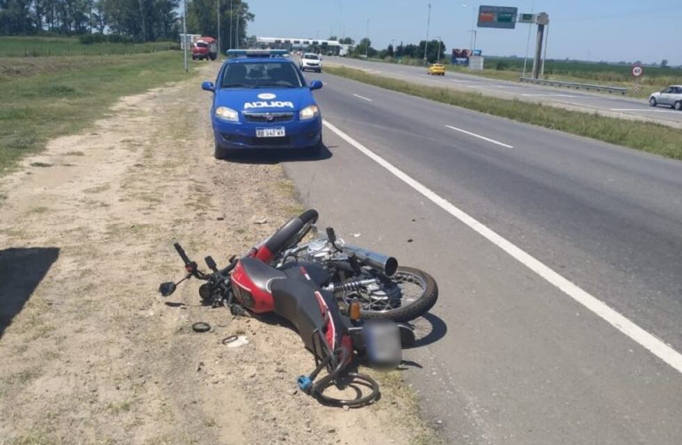 Los Cedros: una pareja de motociclistas despistaron y resultaron heridos