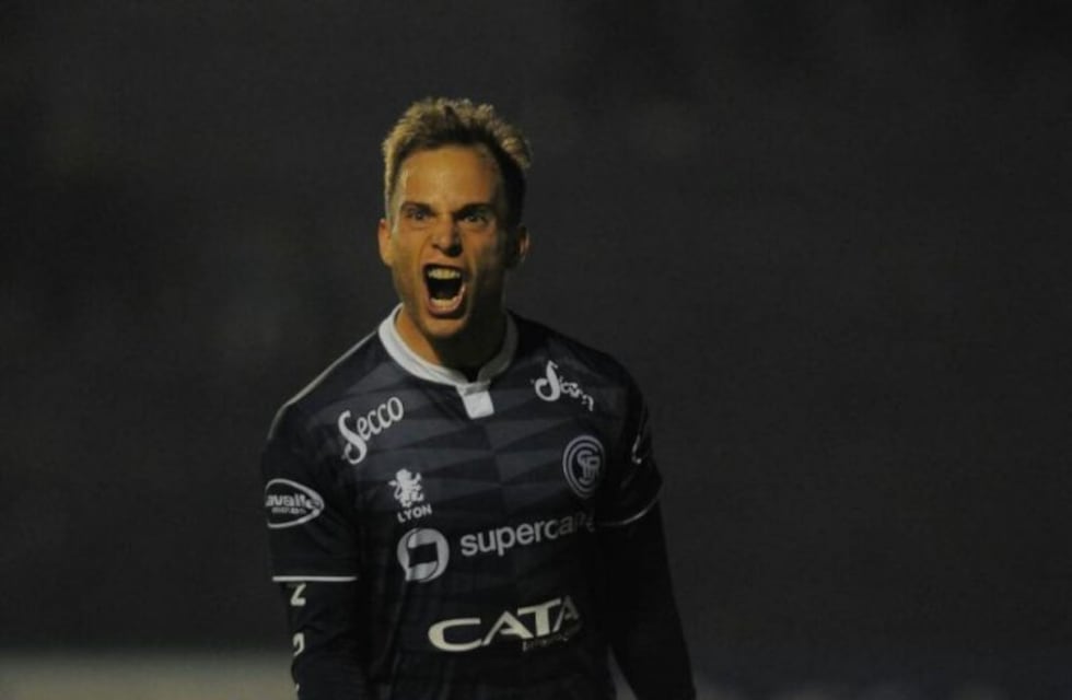 Tremenda victoria de Independiente Rivadavia ante Douglas Haig