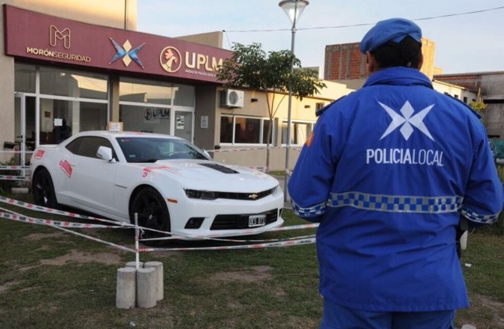 Como en Dubai: Morón incorporó un auto de alta gama para patrullar la ciudad