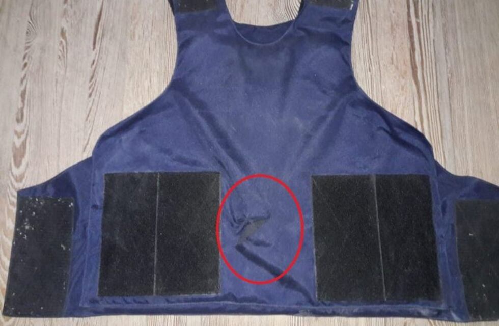 Punta Alta: golpearon a un policía y apuñalaron a otro, pero lo salvó el chaleco