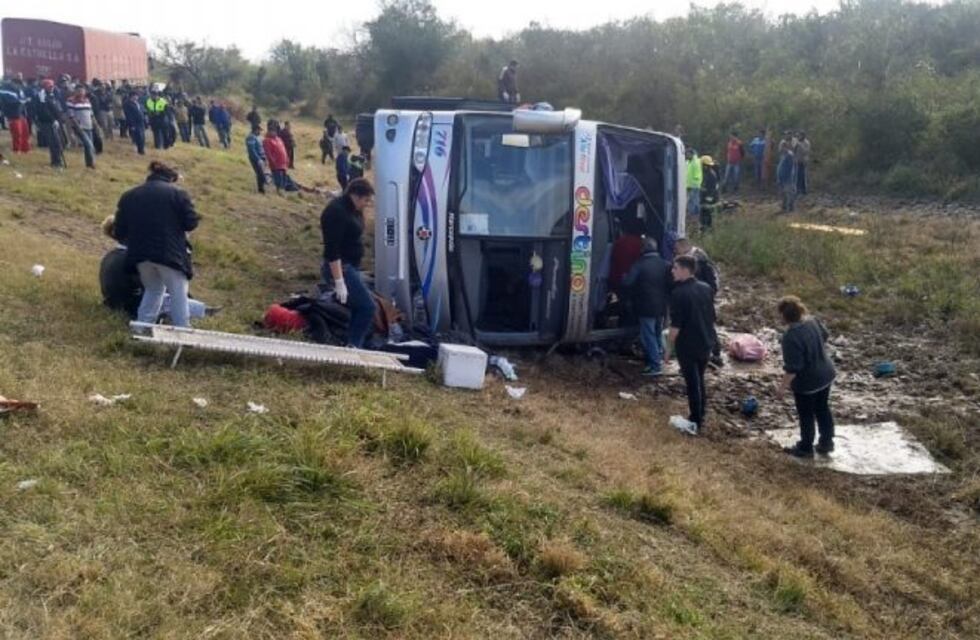 Juan Manzur se lamentó por las víctimas de la tragedia en La Madrid