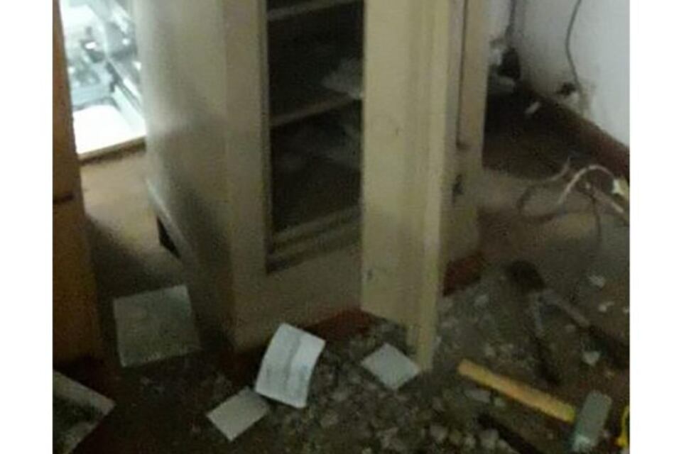A través de un boquete ingresaron a robar en una constructora de San Vicente