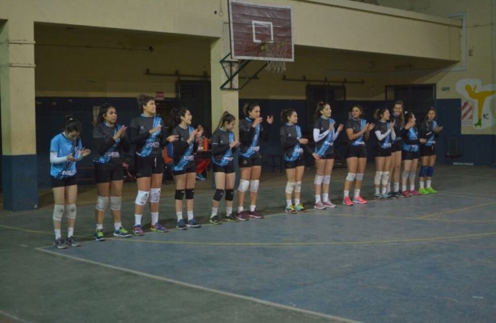 Tucumán de Gimnasia continúa con el invicto en el Anual