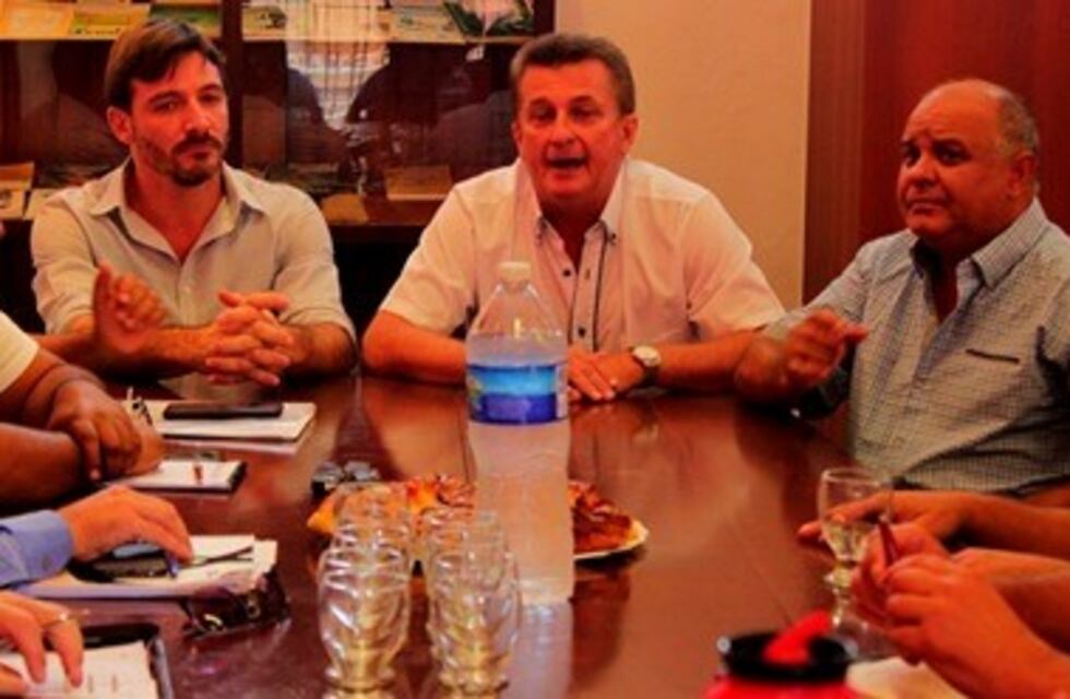 La sesión por el precio del tabaco fracasó y pasó al próximo lunes