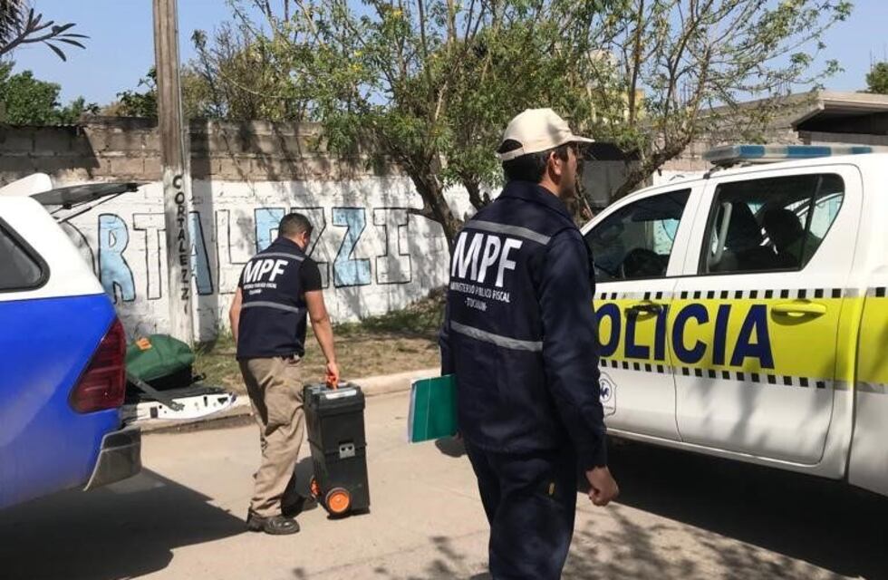 Macabro: Encontraron muerta a una bebé recién nacida en el patio de una casa