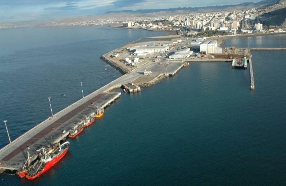 Puertos de la región buscan vender servicios a la flota china