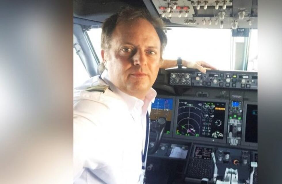 Un comandante pampeano en el vuelo que trae insumos sanitarios desde China