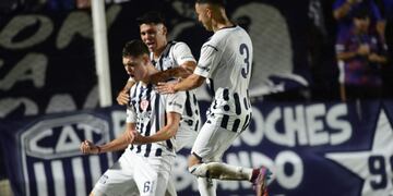 Talleres venció 5-1 a Instituto en el estadio La Boutique de Barro Jardín, en el marco del partido del torneo de Reserva de la Liga Profesional. (Javier Ferreyra / La Voz)