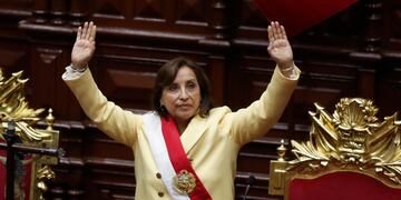 Dina Boluarte es la nuefva presidenta de Perú (EFE)