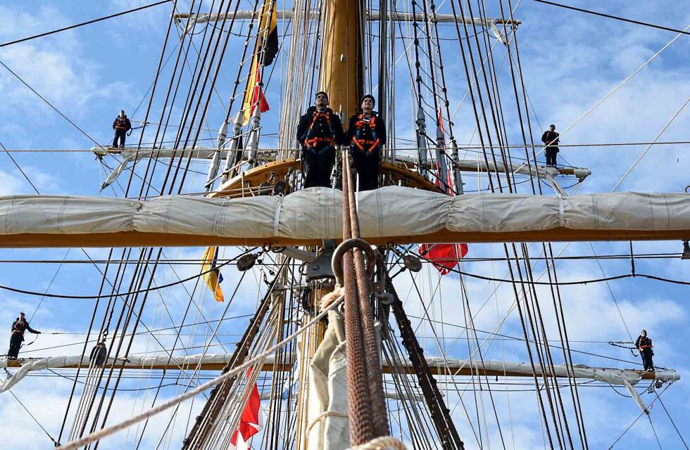 La Fragata Libertad ya cumplió la mitad de su 53° Viaje de Instrucción