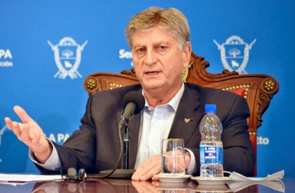 Prohíben en La Pampa circular a la madrugada y restringen horarios de los encuentros familiares