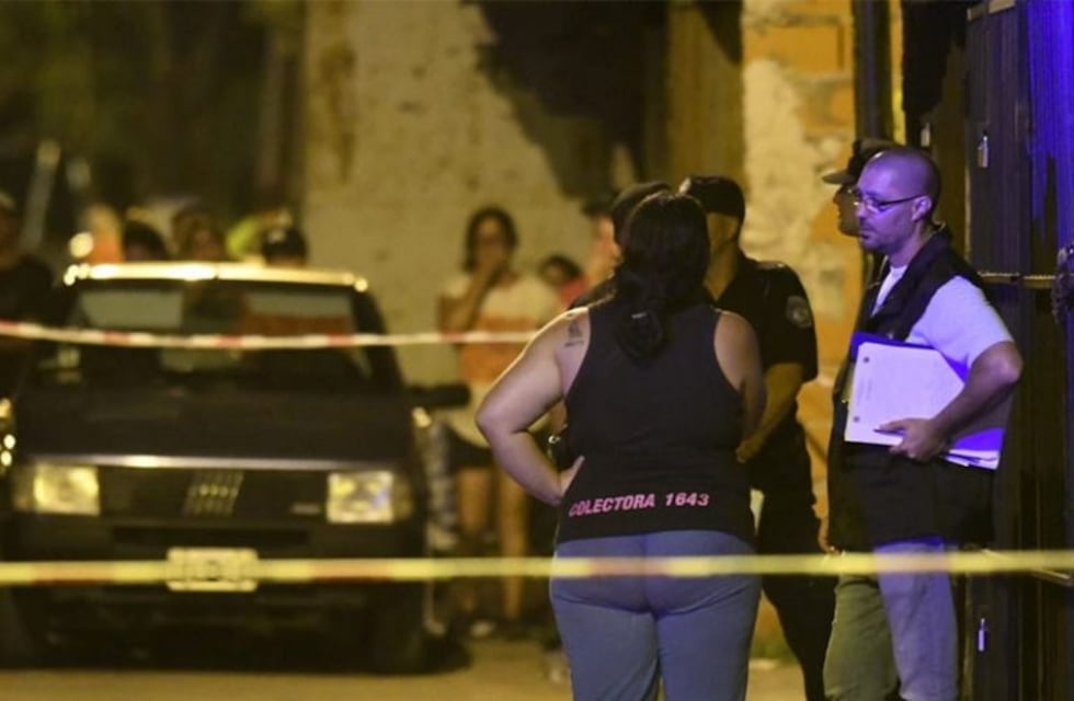 Matan a balazos al suegro del "Pollo" Bassi y a su pareja