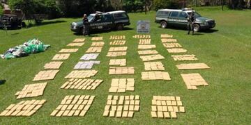 Marihuana secuestrada por Gendarmería en Caraguatay Misiones\u002E (Gendarmería Prensa)