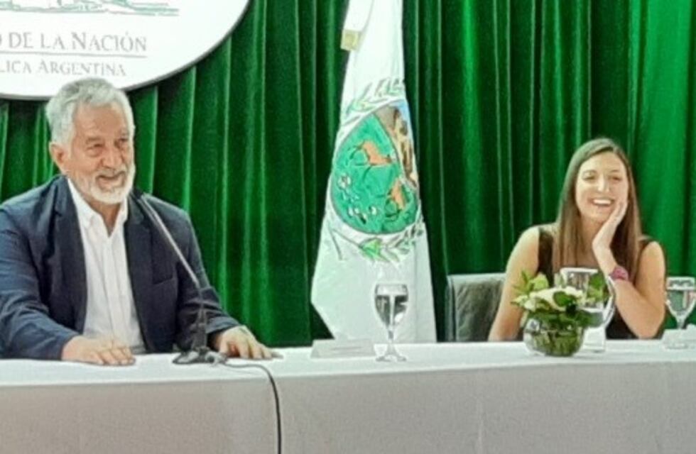 Alberto Rodríguez Saá disertó en el encuentro Juventudes en Lucha