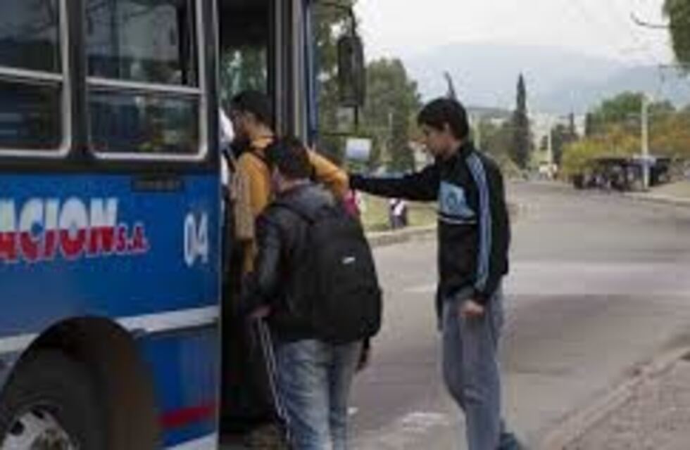 Habrá micros gratis para los que votan en San Martín, Lavalle, Tunuyán y San Rafael